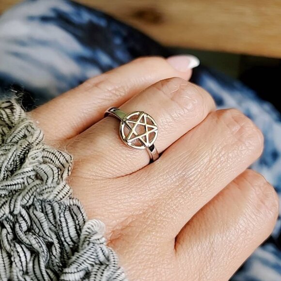 Pentagram Ring, Solid Sterling Silver Women Ring, Gothic Celtic 5 Point Star, - Picture 5 of 9